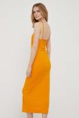 Сукня Sisley колір помаранчевий midi облягаюча (3282803)