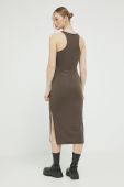Сукня Superdry колір коричневий midi облягаюча