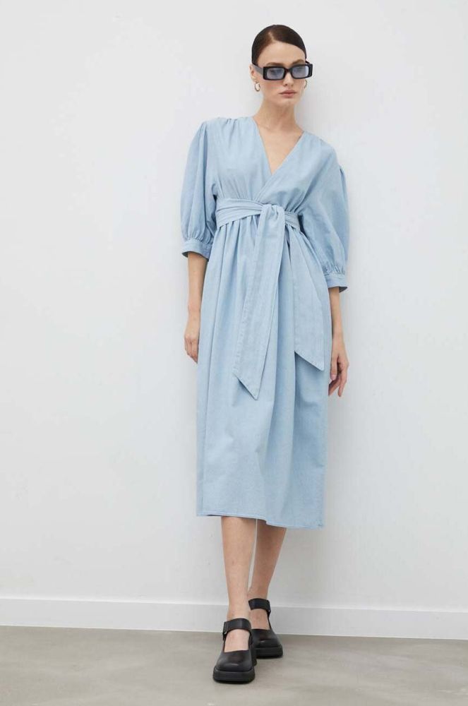 Бавовняна сукня 2NDDAY midi oversize колір блакитний