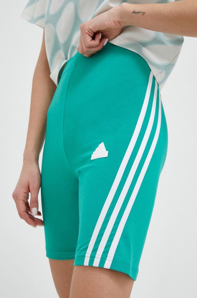 Шорти adidas жіночі колір зелений з аплікацією висока посадка