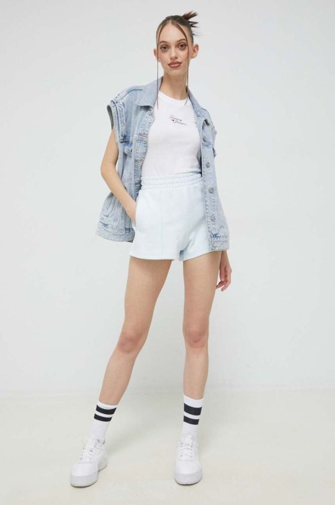 Бавовняні шорти Tommy Jeans однотонні висока посадка колір блакитний (2991165) фото 2