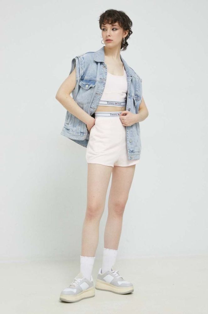 Шорти Tommy Jeans жіночі колір рожевий однотонні висока посадка (2997242) фото 2