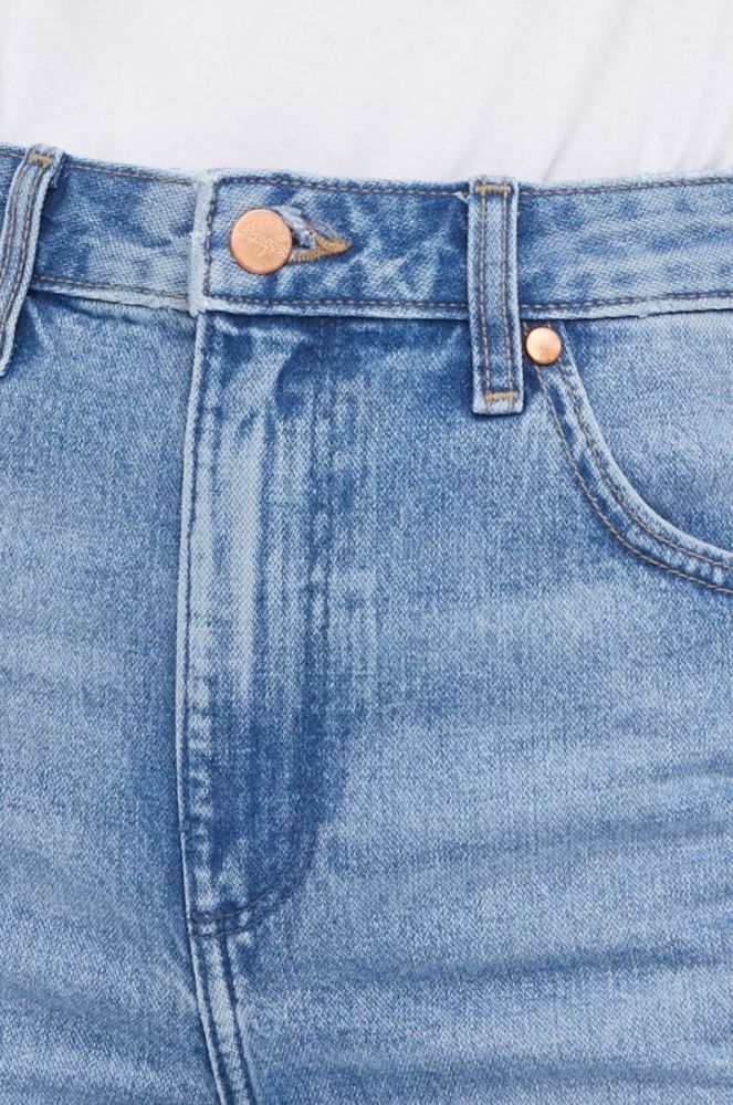 Джинсові шорти Wrangler жіночі однотонні висока посадка колір блакитний (3255915) фото 4