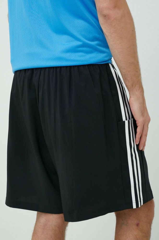 Шорти для тренувань adidas Essentials Chelsea Чоловічі колір чорний фото 3