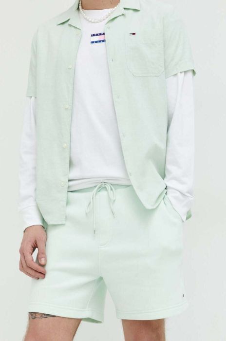 Шорти Tommy Jeans чоловічі колір зелений (3078884)