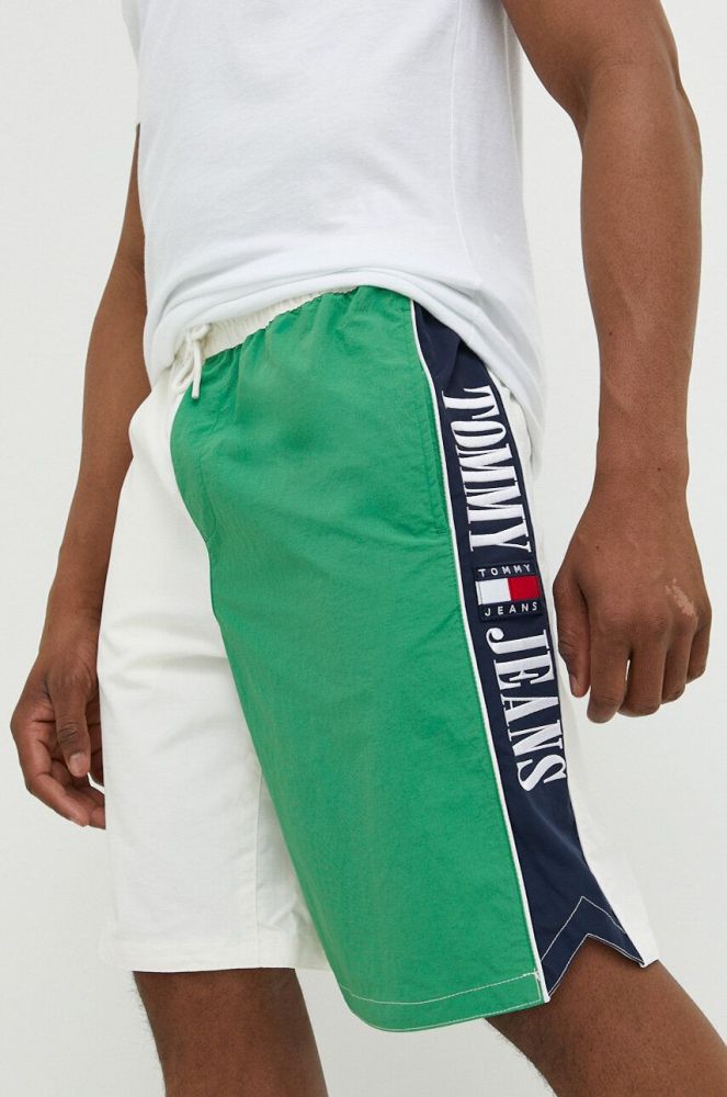 Шорти Tommy Jeans чоловічі колір зелений (3133310)
