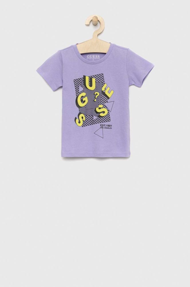Дитяча бавовняна футболка Guess колір фіолетовий візерунок (2948750)