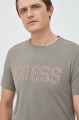 Футболка Guess чоловічий колір зелений з принтом (2887767)