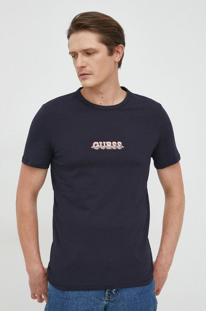 Футболка Guess чоловічий колір синій з аплікацією (2887807)