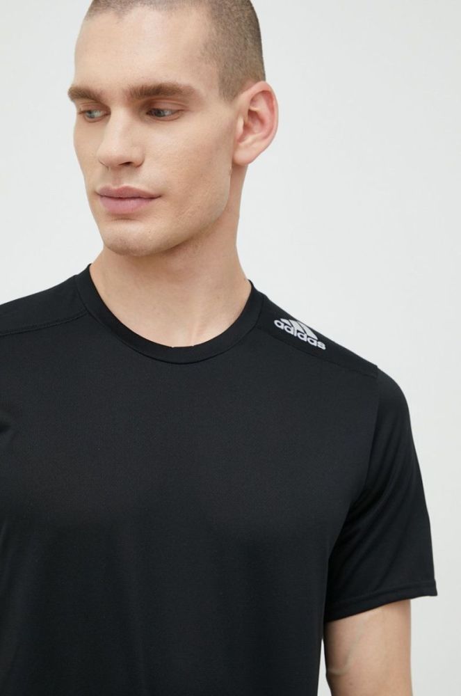 Бігова футболка adidas Performance Designed For Running колір чорний однотонна фото 4