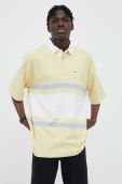 Бавовняне поло Wrangler колір жовтий візерунок