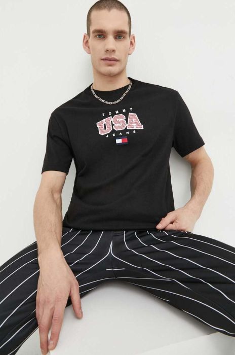 Бавовняна футболка Tommy Jeans колір чорний з принтом (2997758)