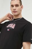 Бавовняна футболка Tommy Jeans колір чорний з принтом (2997758)