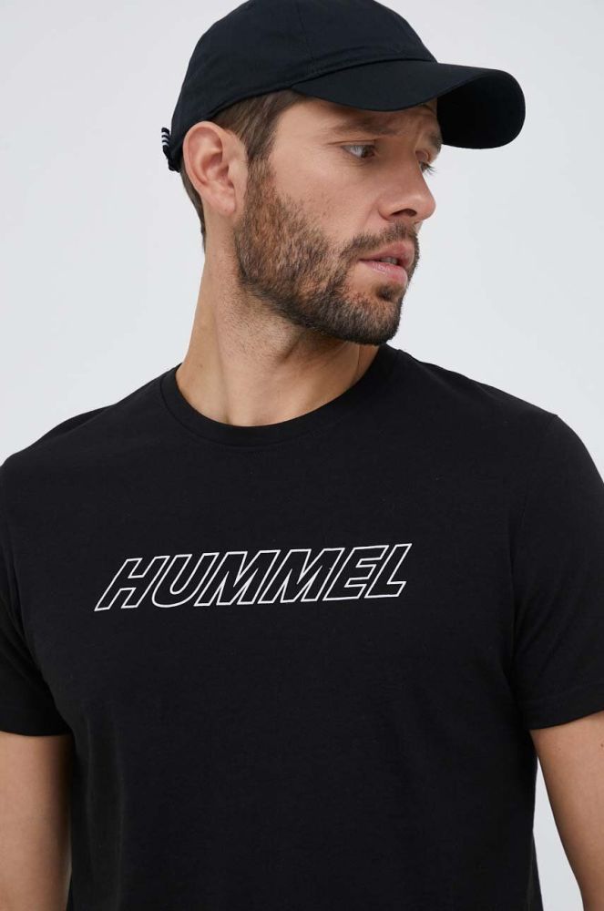Тренувальна футболка Hummel Callum колір чорний з принтом