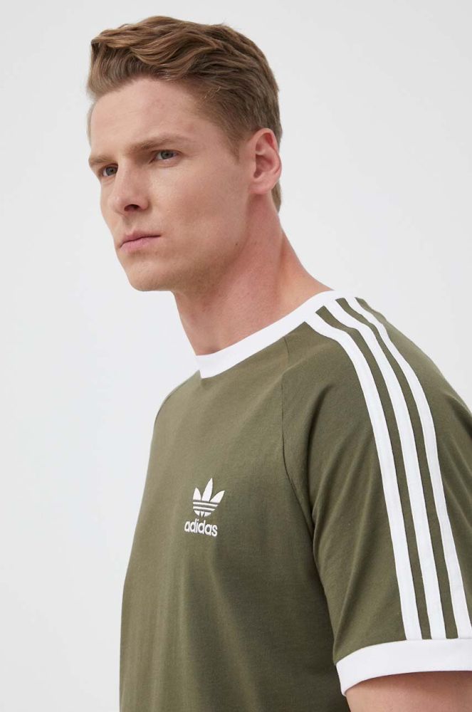 Бавовняна футболка adidas Originals колір зелений з аплікацією (3307247)