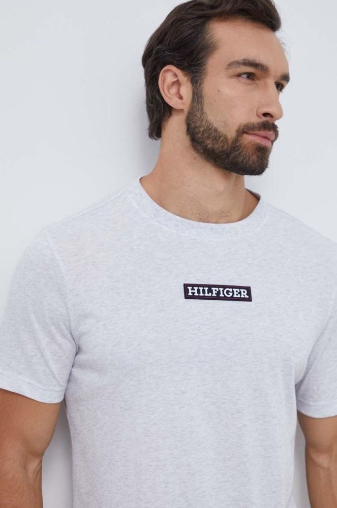 Футболка Tommy Hilfiger чоловічий колір сірий з аплікацією фото 3