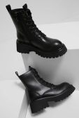 Шкіряні черевики Answear Lab жіночі колір чорний на платформі (3560633)
