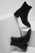Шкіряні черевики Answear Lab жіночі колір чорний каблук блок (3560658) Шкіряні черевики Answear Lab жіночі колір чорний каблук блок (3560658)