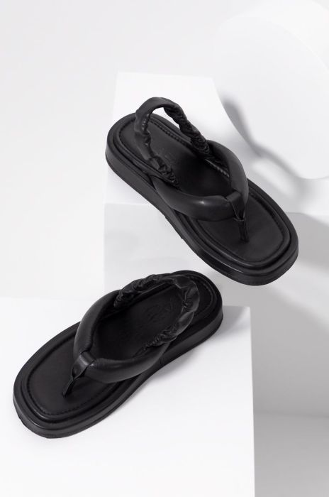 Шкіряні сандалі Answear Lab жіночі колір чорний (2149843)