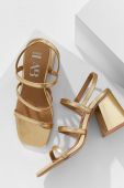 Шкіряні сандалі Answear Lab колір золотий (3054656)