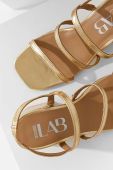 Шкіряні сандалі Answear Lab колір золотий (3054656)