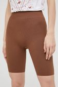 Шорти Answear Lab жіночі колір коричневий однотонні середня посадка