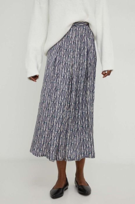 Спідниця з шовком Answear Lab колір синій midi розкльошена