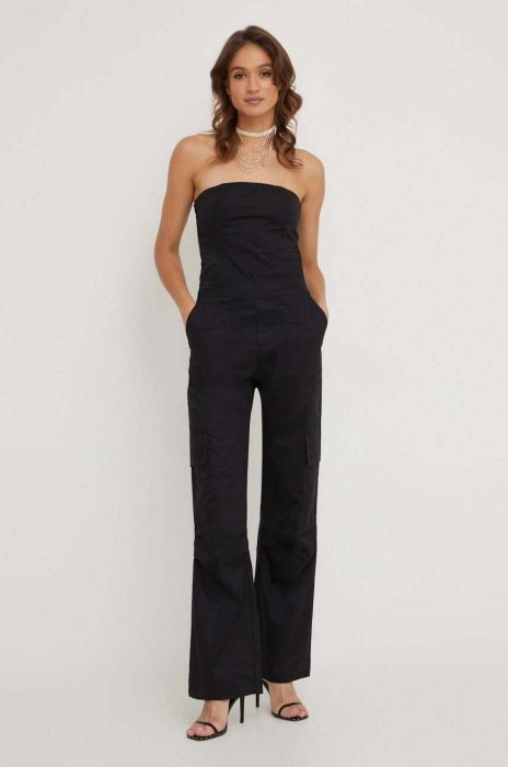 Бавовняний комбінезон Answear Lab колір чорний з бавовни оголене плече