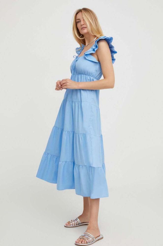 Бавовняна сукня Answear Lab midi розкльошена колір блакитний (3361037)