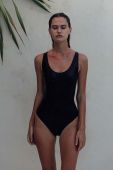 Боді MUUV Deep Cut жіночий колір чорний оголена спина