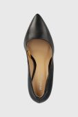 Шкіряні туфлі Wojas колір чорний каблук блок (2952244)